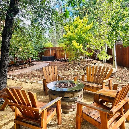 Custom Single Story Cabin With Jacuzzi Pool Table & Big Game Room With Arcade Games Big Bear Lake Eksteriør bilde