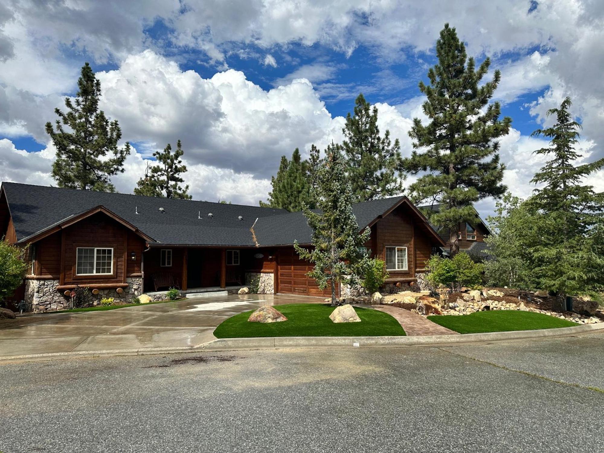 Custom Single Story Cabin With Jacuzzi Pool Table & Big Game Room With Arcade Games Big Bear Lake Eksteriør bilde